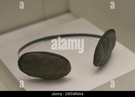 Deuxième Guerre mondiale (1939-1945). Casques d'hiver allemands. 1941. Métal et feutre. Musée de l'armée. Tolède, Espagne. Banque D'Images