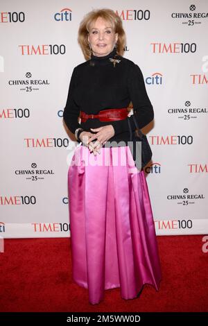 Barbara Walters, animateur de télévision, assiste au GALA DU TEMPS 100, les 100 personnes les plus influentes DU TEMPS dans le monde, au Jazz au Lincoln Center à New York, NY, on 29 avril 2014.(photo par Anthony Behar/Sipa USA) crédit: SIPA USA/Alay Live News Banque D'Images