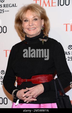 Barbara Walters, animateur de télévision, assiste au GALA DU TEMPS 100, les 100 personnes les plus influentes DU TEMPS dans le monde, au Jazz au Lincoln Center à New York, NY, on 29 avril 2014.(photo par Anthony Behar/Sipa USA) crédit: SIPA USA/Alay Live News Banque D'Images