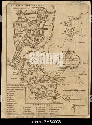 Carte de la côte de la Nouvelle-Angleterre, de Beverly au port de Scituate, y compris les ports de Boston et Salem. Profondeurs indiquées par des sondages. From: The London magazine, or, Gentleman's Monthly intelligencer, vol. 43, avril 1774. Encart: Un plan de la ville de Boston. Inclut un index des quartiers de la ville et des points d'intérêt , Massachusetts , Suffolk , comté , Boston Banque D'Images