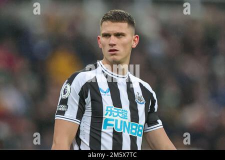 Newcastle, Royaume-Uni. 31st décembre 2022. Sven Botman #4 de Newcastle United pendant le match de Premier League Newcastle United contre Leeds United à St. James's Park, Newcastle, Royaume-Uni, 31st décembre 2022 (photo de Mark Cosgrove/News Images) à Newcastle, Royaume-Uni, le 12/31/2022. (Photo de Mark Cosgrove/News Images/Sipa USA) crédit: SIPA USA/Alay Live News Banque D'Images