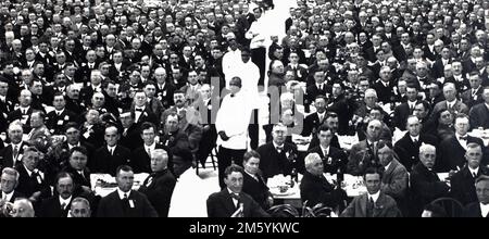 L'ancien Rite écossais accepté rassemblement pour leur Jubilé d'or banquet dans le à Indianapolis Collesium en 1915. Banque D'Images