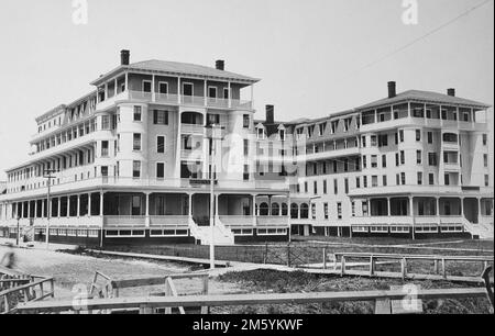 L'hôtel Dennis sur la plage à Atlantic City, New Jersey, ca. 1898. Banque D'Images