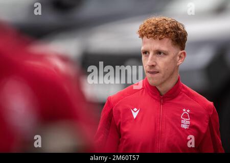 Jack Colback #8 de la forêt de Nottingham arrive avant le match de Premier League Nottingham Forest vs Chelsea à City Ground, Nottingham, Royaume-Uni, 1st janvier 2023 (photo de Ritchie Sumpter/News Images) Banque D'Images