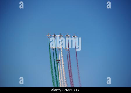 Le Frecce Tricolori (également appelé Pattuglia Acrobatica Nazionale) a participé cet été à l'Airshow de Porto Recanati Banque D'Images