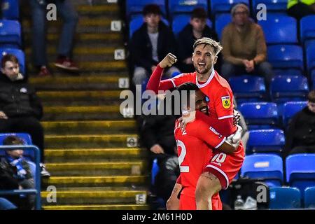 Peterborough, Royaume-Uni. 1st janvier 2023. Lewis Wing (10 Wycombe Wanderers) célèbre ses 2nd et Wycombe Wanderers 3rd lors du match de la Sky Bet League 1 entre Peterborough et Wycombe Wanderers à London Road, Peterborough, le dimanche 1st janvier 2023. (Crédit : Kevin Hodgson | ACTUALITÉS MI) crédit : ACTUALITÉS MI et sport /Actualités Alay Live Banque D'Images