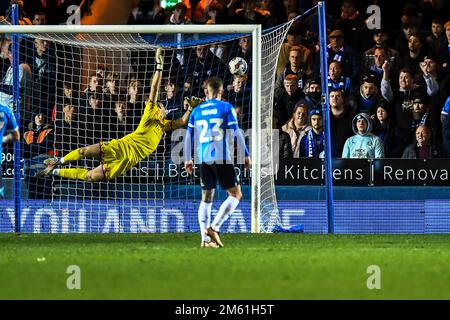 Peterborough, Royaume-Uni. 1st janvier 2023. Peterborough a frappé après tard lors du match de la Sky Bet League 1 entre Peterborough et Wycombe Wanderers à London Road, Peterborough, le dimanche 1st janvier 2023. (Crédit : Kevin Hodgson | ACTUALITÉS MI) crédit : ACTUALITÉS MI et sport /Actualités Alay Live Banque D'Images