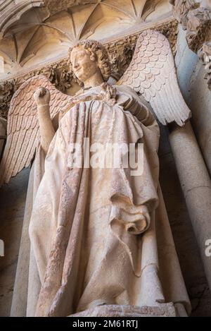 Reims, France. L'ange au sourire (l'ange au sourire), une célèbre sculpture de la cathédrale de Notre-Dame (Cathédrale Notre Dame) Banque D'Images