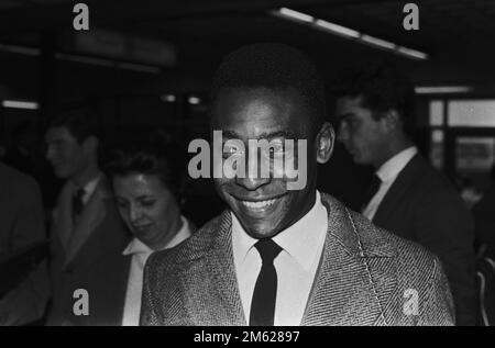Le légendaire joueur brésilien de football Pelé aux pays-Bas 1963 Banque D'Images