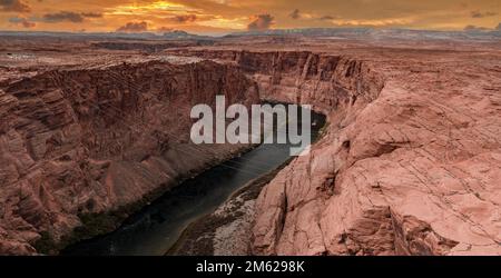 Vue aérienne du Grand Canyon en amont du fleuve Colorado Banque D'Images