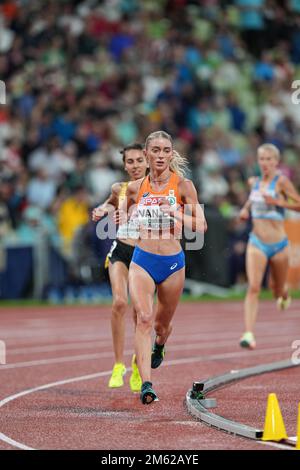 Diane Van es participant aux 5000 mètres aux championnats européens d'athlétisme de Munich 2022. Banque D'Images