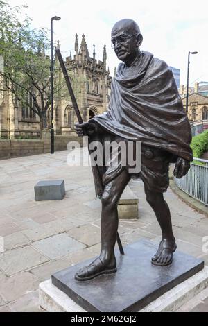 Mahatma Gandhi, statue,Manchester,ville,in,au,centre,ville,centre,nord-ouest, Angleterre,nord-ouest de l'Angleterre,anglais,ville anglaise,mise à niveau,Grand Manchester, GB,Grande-Bretagne,Grande-Bretagne,britannique,Royaume-Uni,ville anglaise, Banque D'Images