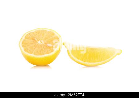 Lemon isolé sur fond blanc. Banque D'Images