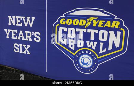 Arlington, Texas, États-Unis. 2nd janvier 2023. Lors du match de football du Goodyear Cotton Bowl 2023 entre la Tulane Green Wave et les chevaux de Troie USC au STADE AT&T d'Arlington, au Texas. Kyle Okita/CSM/Alamy Live News Banque D'Images