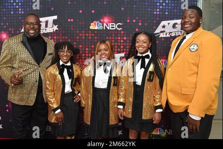 Studio City, États-Unis. 02nd janvier 2023. Detroit Youth Choir arrive au tapis rouge « America's Got Talent: All-Stars » tenu au Radford Studio Centre à Studio City, CA sur 3 novembre 2022. © OConnor/AFF-USA.com *EMBARGO jusqu'à 02 janvier 2023* crédit: AFF/Alamy Live News Banque D'Images