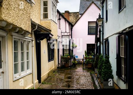 Oxford, Angleterre tisserands du XVIIe siècle cottages le long d'une étroite ruelle pavée. Banque D'Images