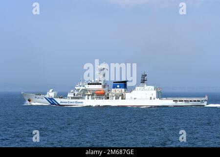 Préfecture de Kanagawa, Japon - 22 juin 2022 : Garde côtière japonaise Akitsushima (PLH-32), navire de patrouille de classe Akitsushima. Banque D'Images