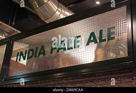 IPA à Bundobust, Indian Street Food, St James's Building, 61-69, Oxford Street, Manchester, Angleterre, Royaume-Uni, M1 6EQ Banque D'Images