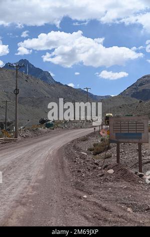 Embase el Yeso, Cajon del Maipo, Chili Banque D'Images