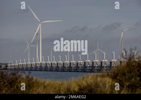 FEMME POLDER - l'Oosterscheldekering. 31 janvier marque le 70th anniversaire de la catastrophe des inondations aux pays-Bas. Aux pays-Bas, 1836 personnes sont mortes lorsque des parties de la Hollande du Sud, de la Zélande et du Brabant du Nord ont été inondées le 1 février 1953. ANP ROBIN VAN LONKHUIJSEN pays-bas sortie - belgique sortie Banque D'Images