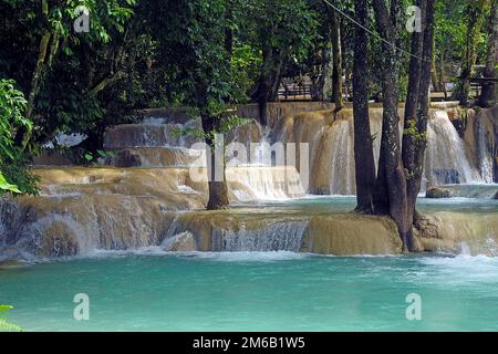 Cascade TAD SAE à Luang Prabang, Laos Banque D'Images