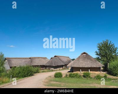 Reconstruction scientifique du village viking de Haithabu, site du patrimoine mondial de l'UNESCO, Haithabu, Busdorf près du Schleswig, Schleswig-Holstein, Allemagne Banque D'Images