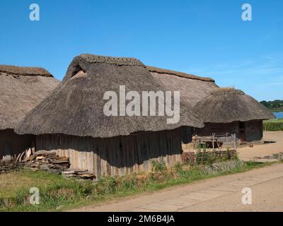 Reconstruction scientifique du village viking de Haithabu, site du patrimoine mondial de l'UNESCO, Haithabu, Busdorf près du Schleswig, Schleswig-Holstein, Allemagne Banque D'Images