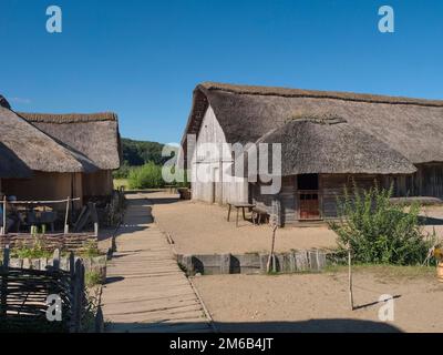 Reconstruction scientifique du village viking de Haithabu, site du patrimoine mondial de l'UNESCO, Haithabu, Busdorf près du Schleswig, Schleswig-Holstein, Allemagne Banque D'Images