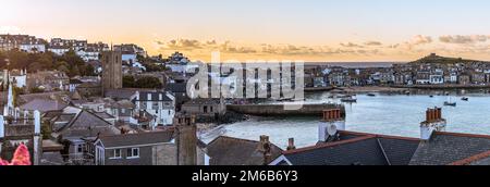 St Ives - 30 mai 2022 : ville côtière pittoresque de St Ives en Cornouailles, Angleterre. Banque D'Images