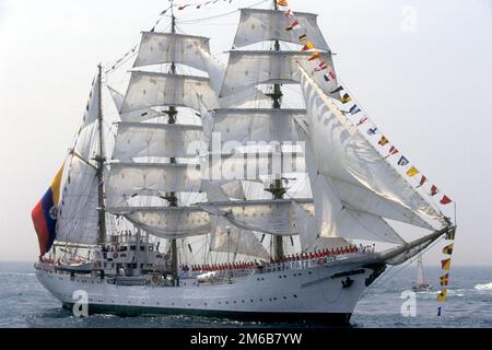 Haut navire de la Marine colombienne Gloria, Sail Osaka, 1997 Banque D'Images