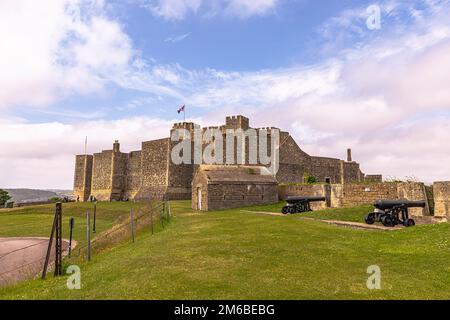 Douvres - 04 juin 2022 : le château fort de Douvres dans le Kent, en Angleterre. Banque D'Images