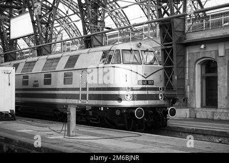 Vieille locomotive de Deutsche Reichsbahn (V240) Banque D'Images