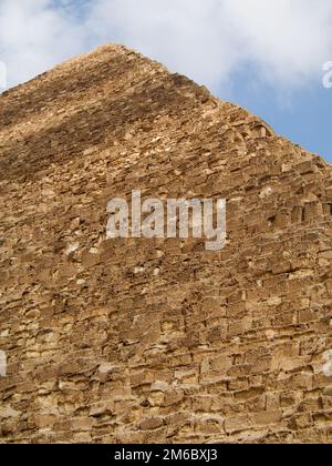 Vue sur l'ancienne Pyramide de Gizeh au Caire Egypte Banque D'Images