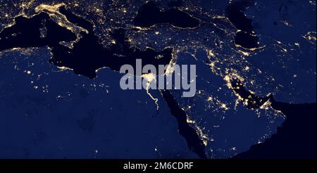 Le Moyen-Orient, l'asie de l'Ouest, l'europe de l'est s'allument la nuit comme dans l'espace. Les éléments de cette image sont fournis par NAS Banque D'Images