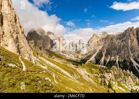 Montagnes, les Dolomites dans le Tyrol du Sud Banque D'Images