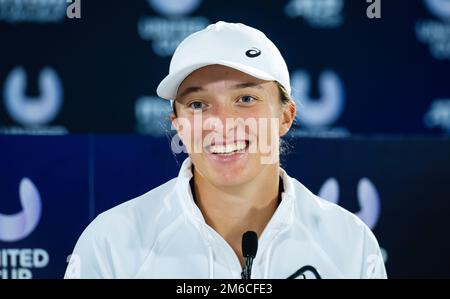 IGA Swiatek, de Pologne, s'entretient avec les médias après son match mixte double lors de la coupe des Nations Unies de Brisbane 2023 sur 1 janvier 2023 à Brisbane, Australie - photo : Rob Prange/DPPI/LiveMedia Banque D'Images