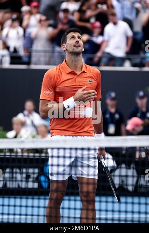 Adélaïde, le 3 janvier 2023. Novak Djokovic de Serbie célèbre la victoire lors du match de tennis international d'Adélaïde entre Novak Djokovic de Serbie et constant Lestienne de France à Memorial Drive sur 03 janvier 2023 à Adélaïde, en Australie. Crédit : Peter Mundy/Speed Media/Alay Live News Banque D'Images