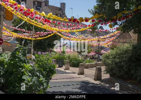 Bergerac une ville du sud-ouest de la France pendant une journée de fête. Banque D'Images