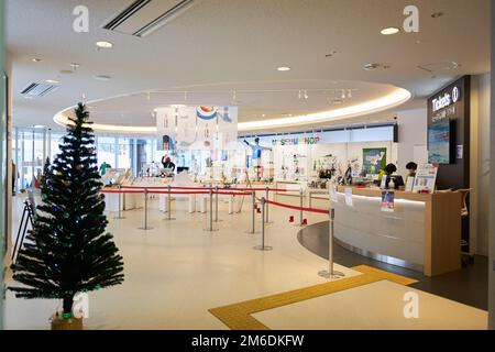 Hokkaido, Japon - 21 décembre 2022 : Musée OLYMPIQUE de Sapporo Boutique au pied du stade de saut à ski d'Okurayama dans la ville de Sapporo, Hokkaido, Japon Banque D'Images