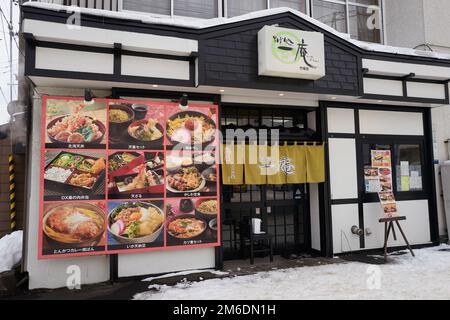 Hokkaido, Japon - 21 décembre 2022: Restaurant japonais à Sapporo, Hokkaido, Japon Banque D'Images