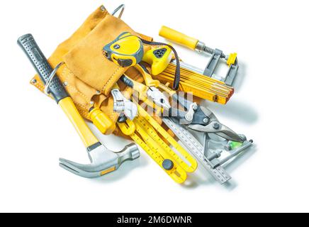 outils de construction en cuir ceinture à outils isolée sur fond blanc Banque D'Images