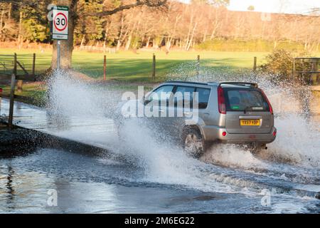 ford Dockens Water Ibsley New Forest Hampshire Angleterre Royaume-Uni Banque D'Images