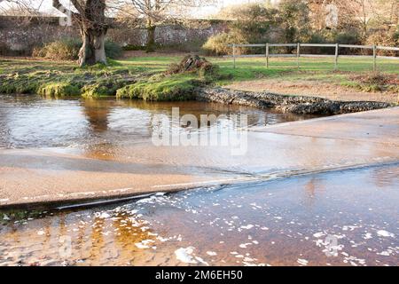 ford Dockens Water Ibsley New Forest Hampshire Angleterre Royaume-Uni Banque D'Images