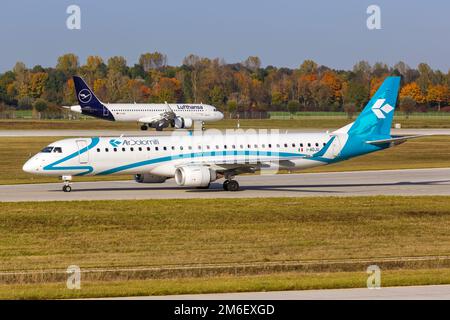 Air Dolomiti Embraer ERJ 195 Flugzeug Flughafen München in Deutschland Banque D'Images