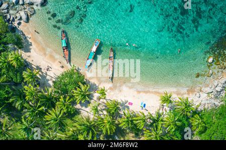 Vue aérienne sur la plage tropicale Sai Nuan Banque D'Images