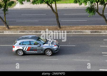 Le véhicule d'assistance routière de la société ACP Automovel Clube de Portugal dans la rue Banque D'Images