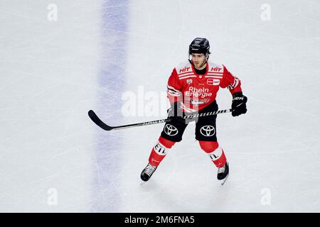 COLOGNE, ALLEMAGNE - 2 JANVIER 2023: Match de hockey DEL Kölner Haie - Düsseldorfer EG Banque D'Images