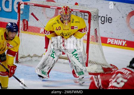COLOGNE, ALLEMAGNE - 2 JANVIER 2023: Match de hockey DEL Kölner Haie - Düsseldorfer EG Banque D'Images