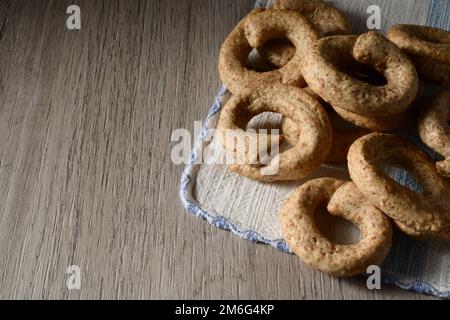 Taralli italien. En-cas traditionnels de la région des Pouilles. Banque D'Images