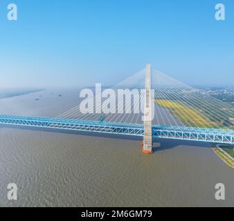 Pont de chemin de fer à grande vitesse en gros plan Banque D'Images